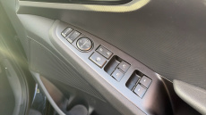 Hyundai IONIQ 1.6 GDi Plug-in Hybrid Premium 5dr DCT Hatchback